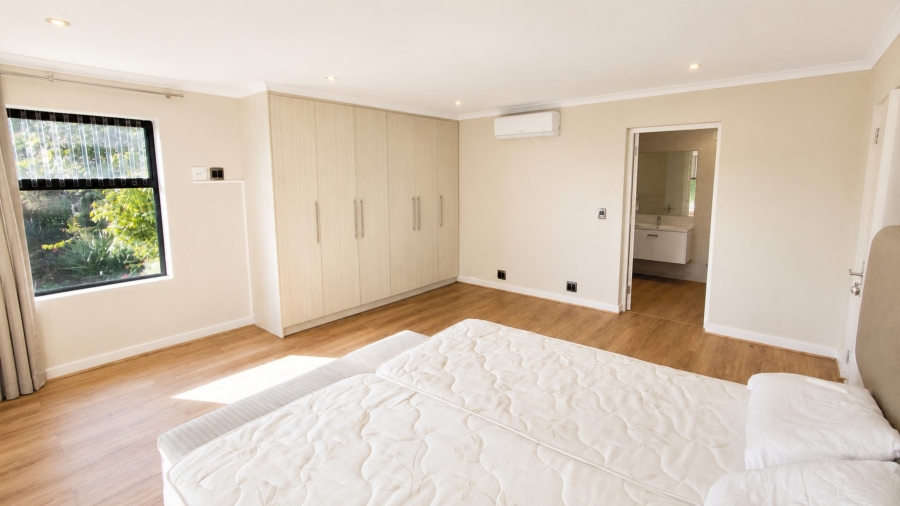4 Bedroom Property for Sale in Admirals Kloof Western Cape